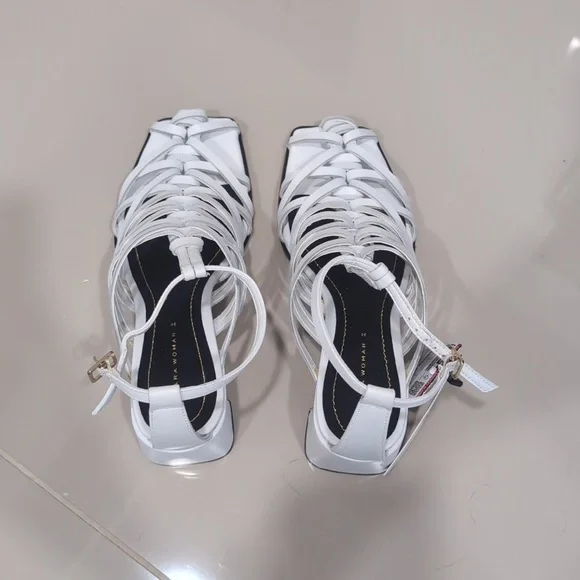 NWT Strappy heels - Picture 5 of 14